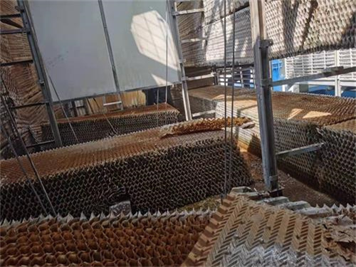 封閉式冷卻塔和開放式冷卻塔有什么區別？(小型冷卻塔