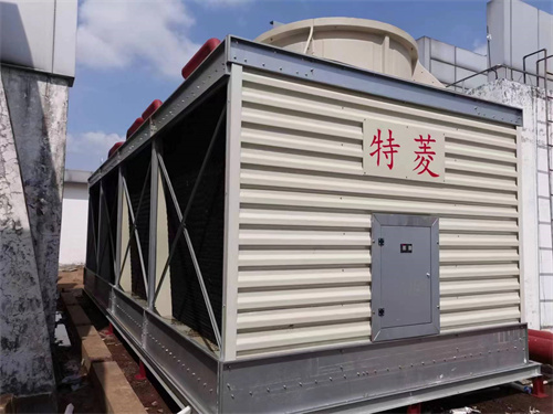 定期對(duì)方形冷卻塔進(jìn)行清洗工作(當(dāng)陽(yáng)方形冷卻塔清洗)